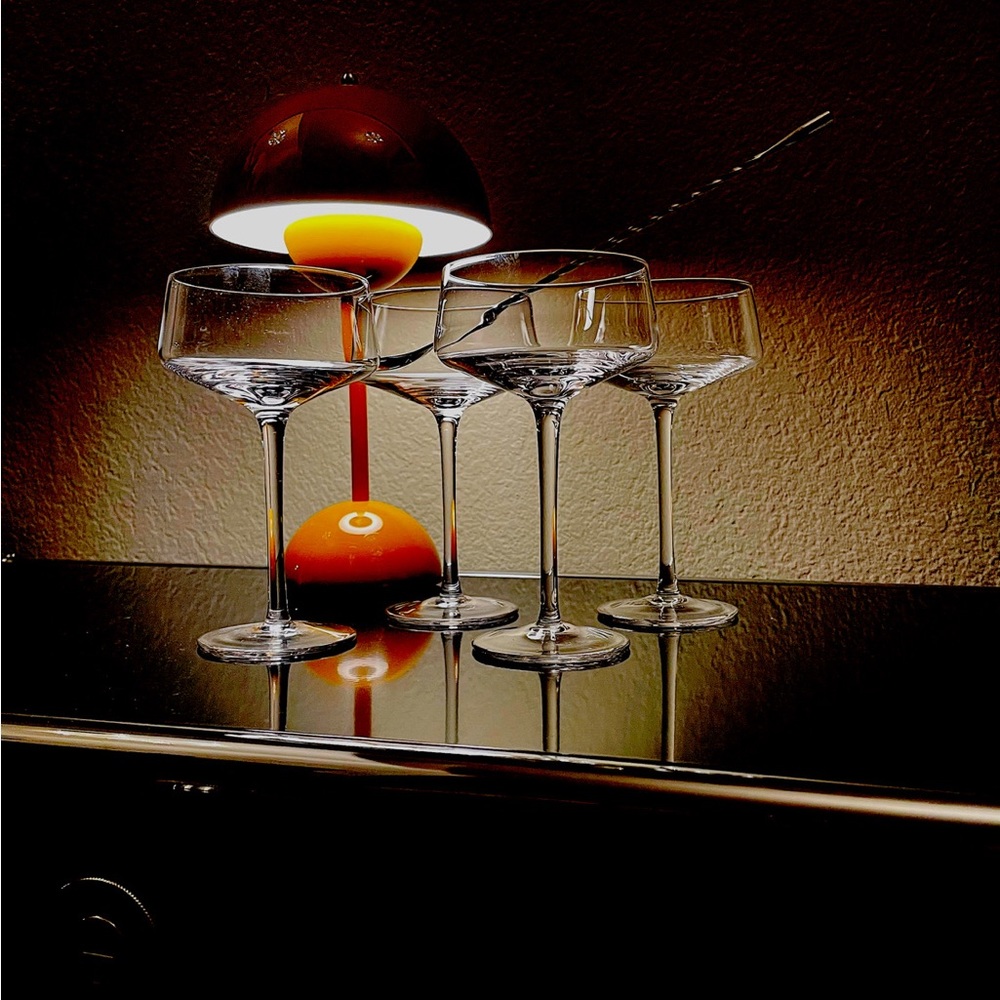 Brand new in box Luxe martini 4 glasses one spoon set